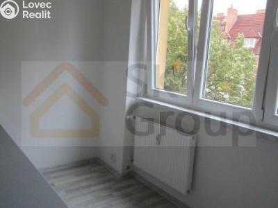 Pronájem bytu 1+1 Karlovy Vary, Charkovská č. 2