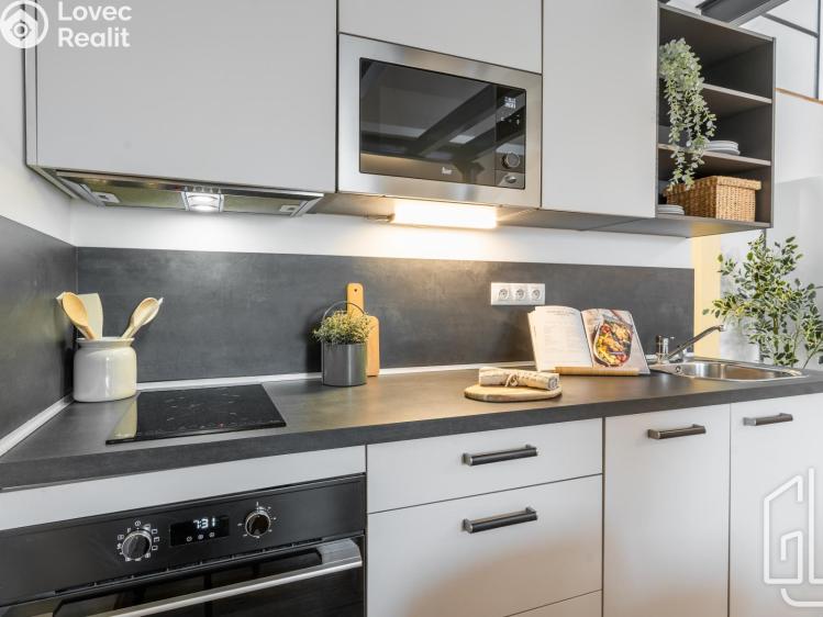 Prodej bytu 2+KK Praha, Kaizlovy sady č. 3