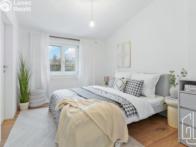 Prodej bytu 2+KK Praha, Kaizlovy sady č. 8