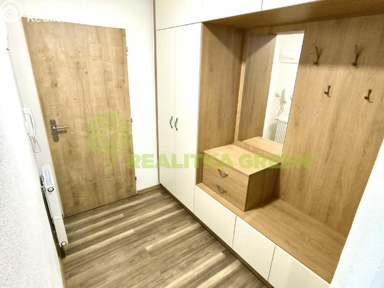 Pronájem bytu 1+KK Břeclav, Lednická 729/159 č. 4