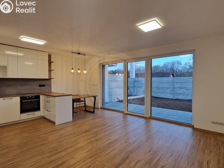 Pronájem bytu 2+KK České Budějovice, Šroubárenská 1358/28 č. 2