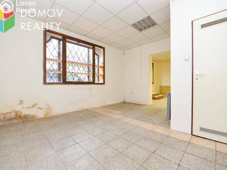 Pronájem obchodního prostoru Jince, Slavíkova č. 6