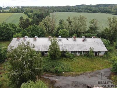 Продаж фермерської будівлі Přelouč č. 9