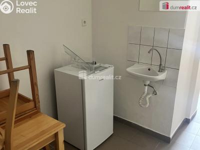 Pronájem bytu 1+KK Praha-Čakovice, Za tratí č. 1