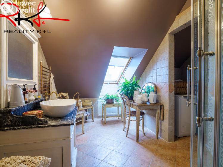 Pronájem bytu 2+KK Roudnice nad Labem, Husovo náměstí č. 11