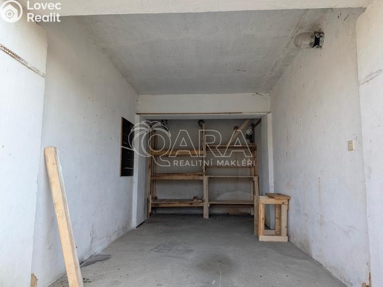 Prodej garáže Bezvěrov č. 5