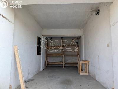 Prodej garáže Bezvěrov č. 5