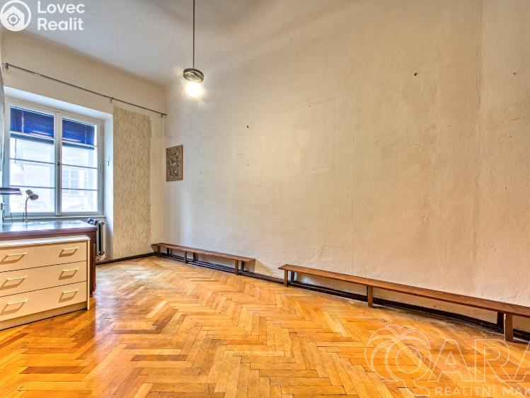 Prodej bytu 4+1 Praha, Malostranské náměstí 4/27 č. 10