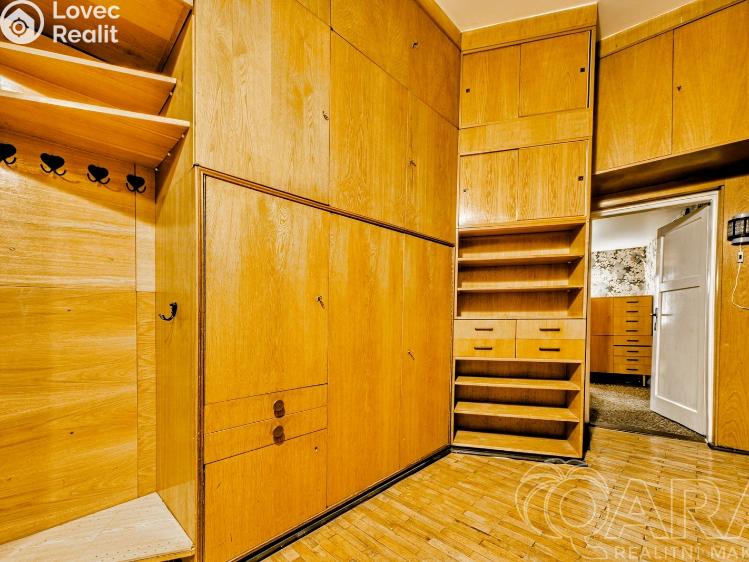 Prodej bytu 4+1 Praha, Malostranské náměstí 4/27 č. 16