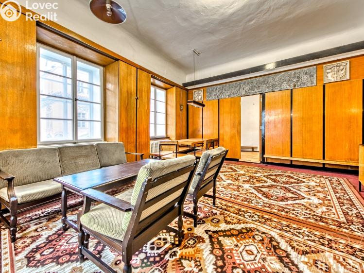 Продажа квартиры 4+1 Praha, Malostranské náměstí 4/27 č. 8