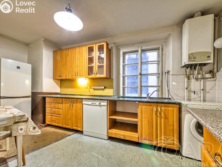 Продажа квартиры 4+1 Praha, Malostranské náměstí 4/27 č. 19