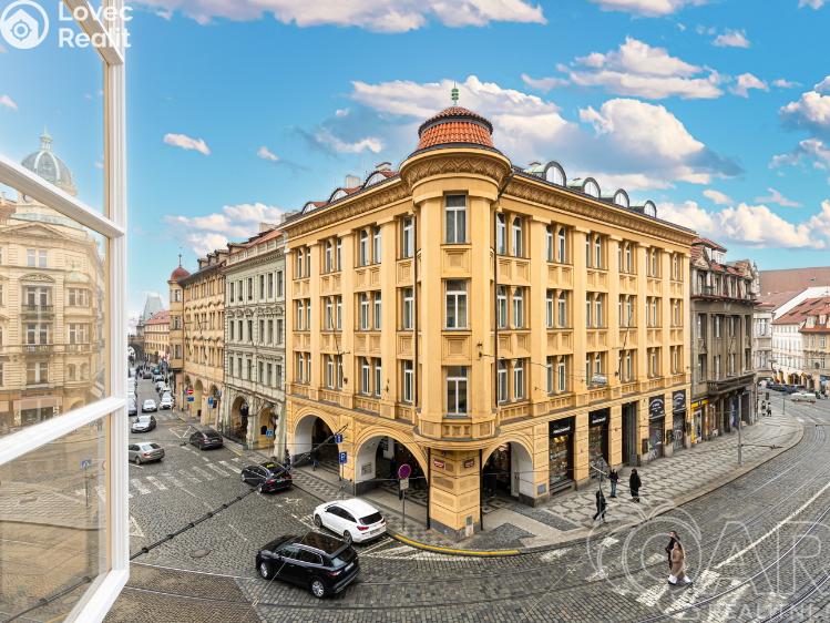 Продажа квартиры 4+1 Praha, Malostranské náměstí 4/27 č. 26