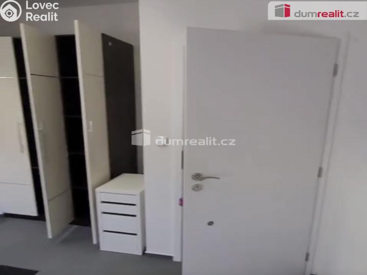 Pronájem bytu 1+KK Praha 14, Pilská č. 5