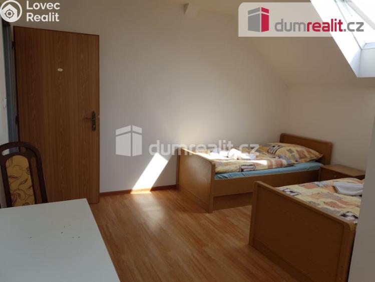 Pronájem bytu 1+KK Praha 8, Zenklova č. 3