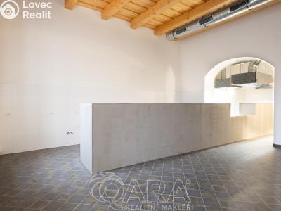 Pronájem obchodního prostoru Brandýs nad Labem-Stará Boleslav, Masarykovo náměstí č. 4