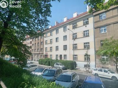 Pronájem bytu 1+KK Praha, Jeseniova č. 2