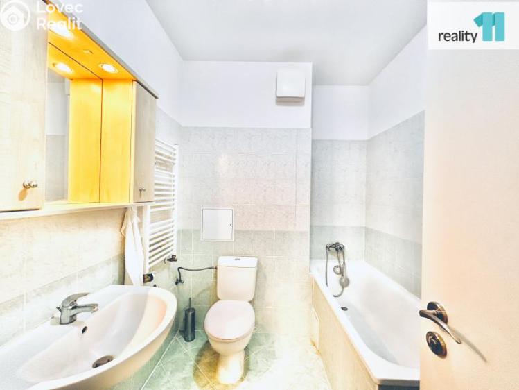 Pronájem bytu 1+KK Praha 10, Pod Bohdalcem I č. 7