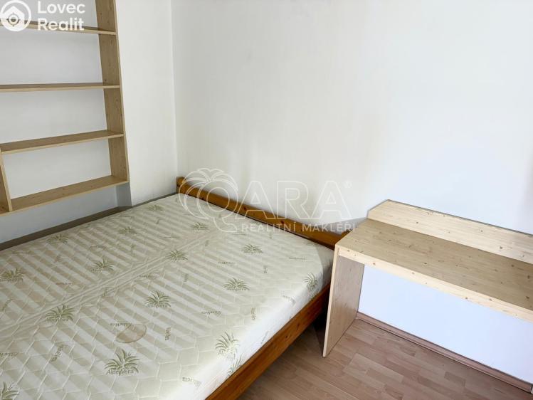 Pronájem bytu 2+1 Kralupy nad Vltavou, sídl. Hůrka 1044 č. 6