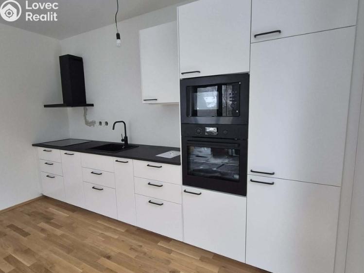 Pronájem bytu 2+KK Moravský Krumlov, Pod zámkem 1537 č. 3