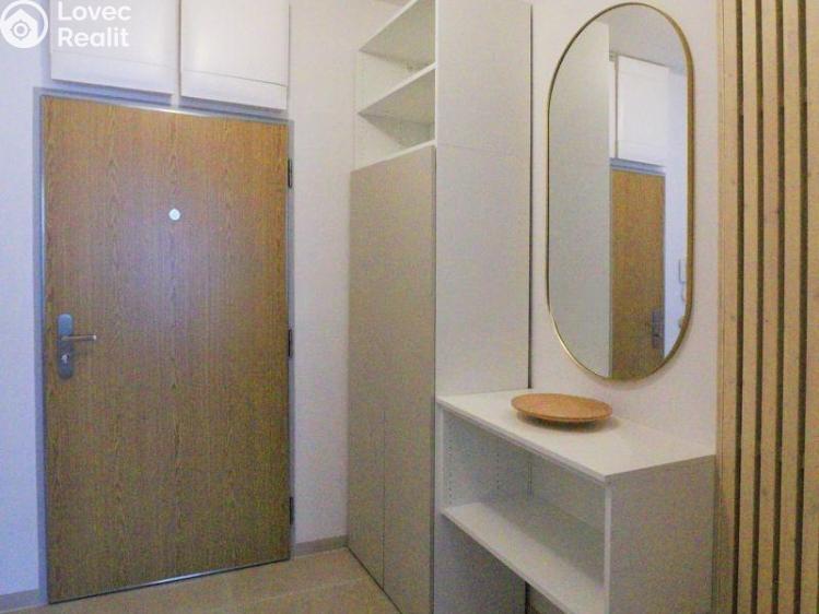 Pronájem bytu 2+KK Praha, Františka Kadlece 2547/40 č. 7