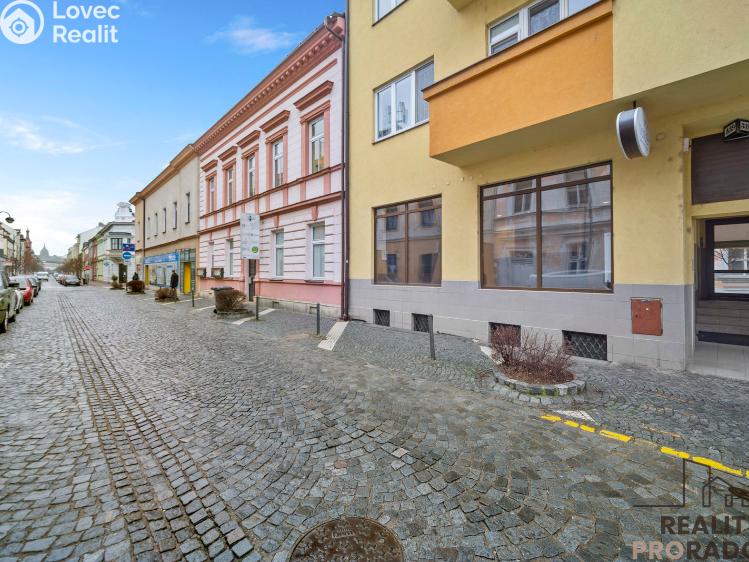 Rent commercial space Pardubice, Smilova č. 4