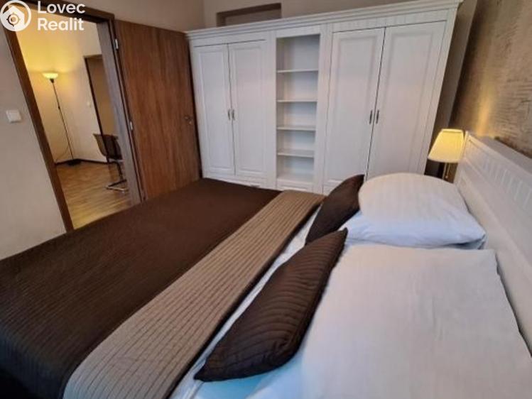 Prodej bytu 2+1 Karlovy Vary, Moravská č. 4