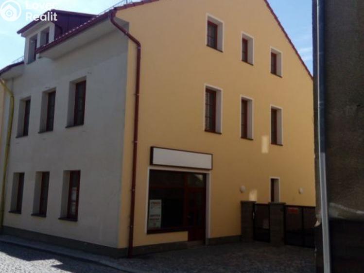 Pronájem bytu 3+KK Planá, náměstí Svobody č. 2