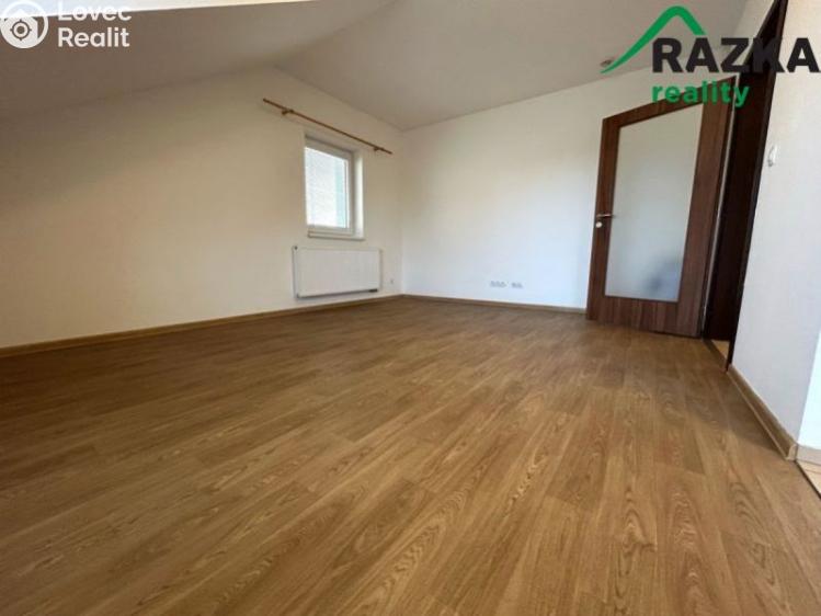 Pronájem bytu 3+KK Planá, náměstí Svobody č. 11