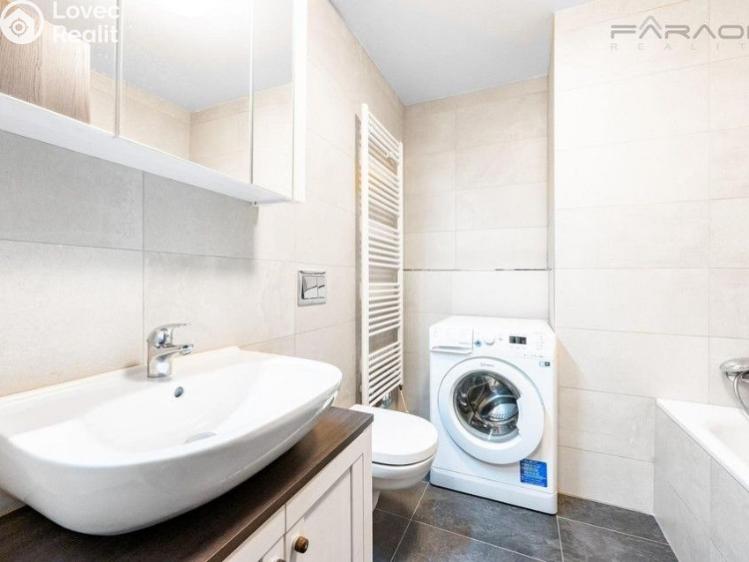 Pronájem bytu 1+KK Praha, Kačírkova č. 6