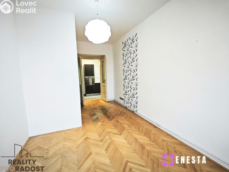 Rent apartment 2+1 Praha, náměstí Generála Kutlvašra 590/6 č. 8