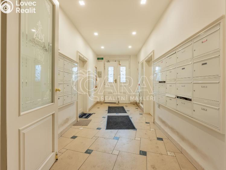 Prodej bytu 1+KK Praha, Radlická 857/40 č. 12