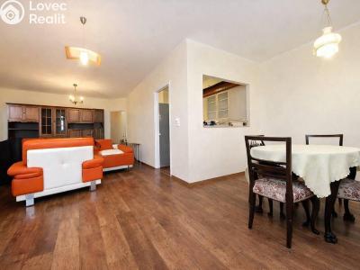 Pronájem bytu 4+1 Praha, Společná č. 4