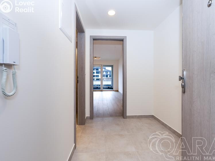 Pronájem bytu 1+KK Praha, Poděbradská 260/59 č. 14