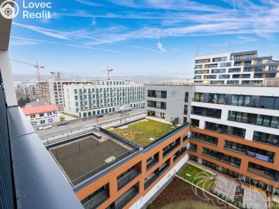 Pronájem bytu 1+KK Praha, Poděbradská č. 4