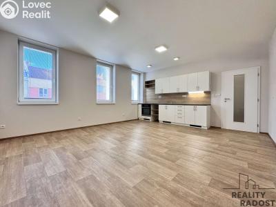 Pronájem bytu 2+KK Hodonín, Národní třída č. 1