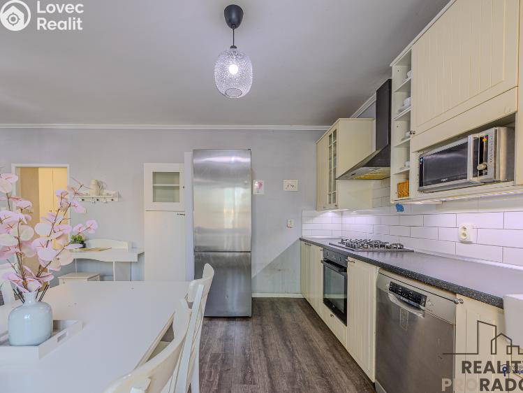 Sale apartment 4+KK Ostrava, 17. listopadu 644/14 č. 8