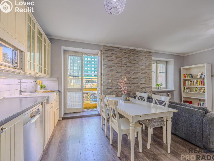 Prodej bytu 4+KK Ostrava, 17. listopadu 644/14 č. 4