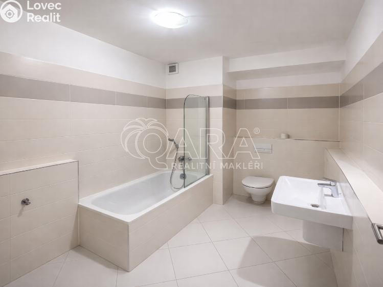 Rent apartment 2+KK Praha, Makedonská 624/8 č. 7