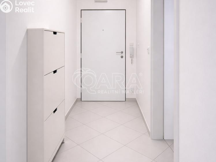 Rent apartment 2+KK Praha, Makedonská 624/8 č. 9