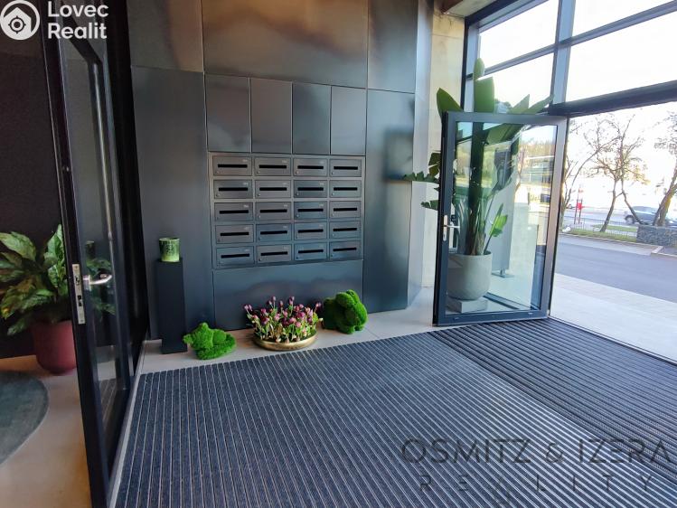 Pronájem bytu 2+KK Praha, Československého exilu 1888/4 č. 35