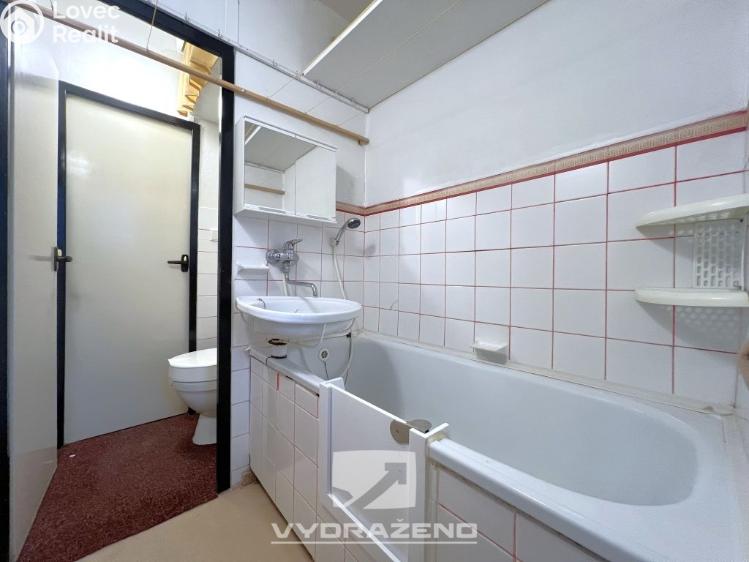 Prodej bytu 3+1 Pardubice, Ohrazenická č. 24