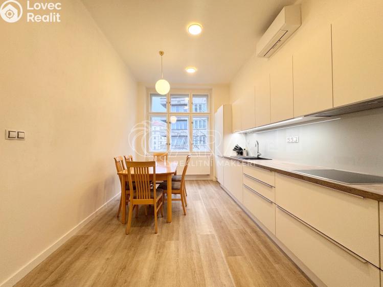 Pronájem bytu 2+1 Praha, Kolínská 1666/19 č. 11