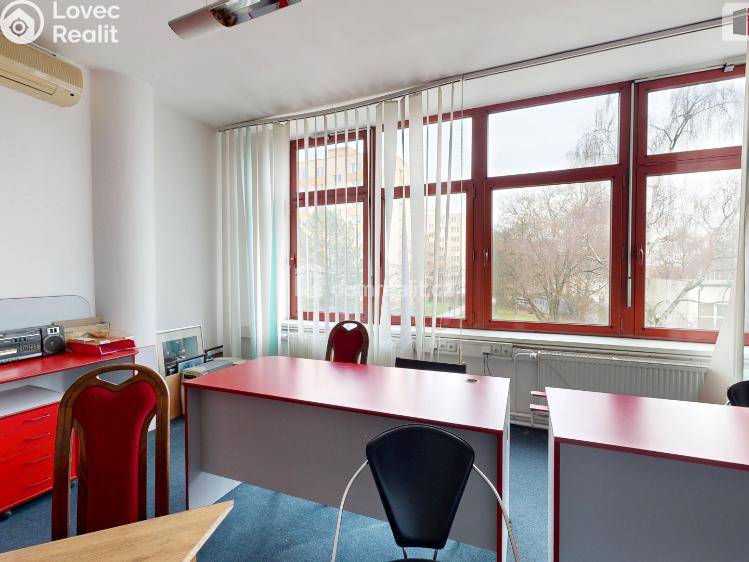 Rent commercial space Orlová, U Centrumu č. 2