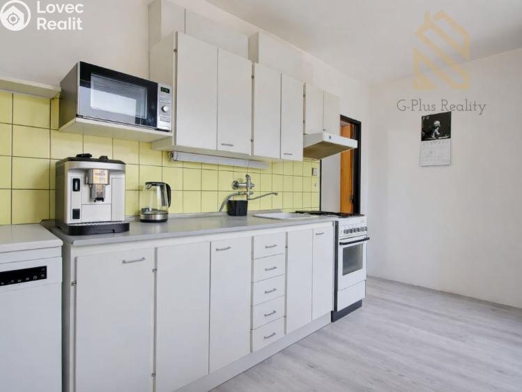 Prodej bytu 3+1 České Budějovice, J. Š. Baara 2231/59 č. 8