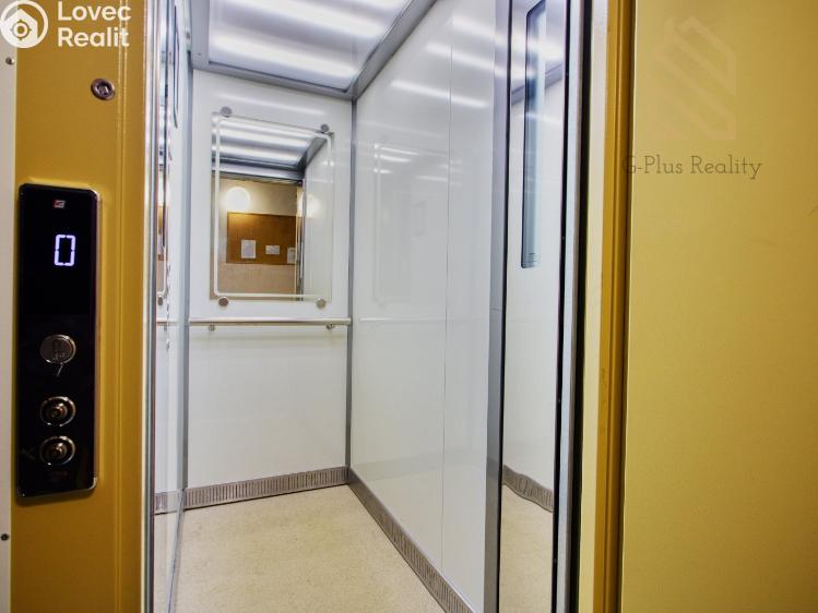 Prodej bytu 3+1 České Budějovice, J. Š. Baara 2231/59 č. 27