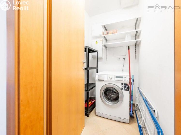 Rent apartment 2+KK Praha, Jankovcova č. 11