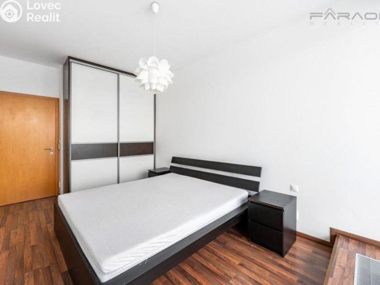 Pronájem bytu 2+KK Praha, Jankovcova č. 7