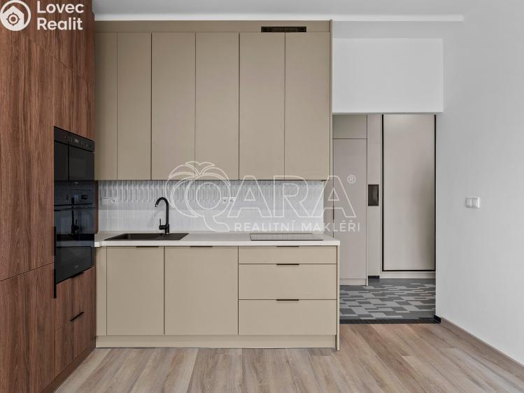 Rent apartment 2+KK Praha, Ortenovo náměstí 450/10 č. 1
