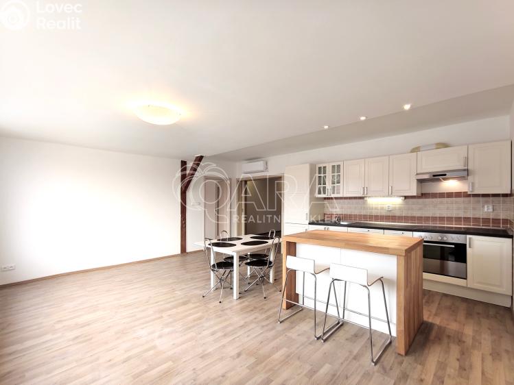 Pronájem bytu 3+KK Praha, Lindnerova 104/10 č. 2