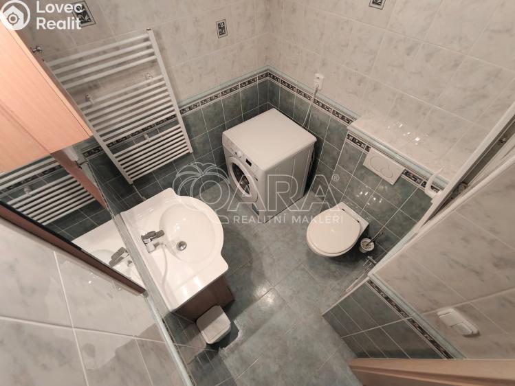 Pronájem bytu 3+KK Praha, Lindnerova 104/10 č. 18